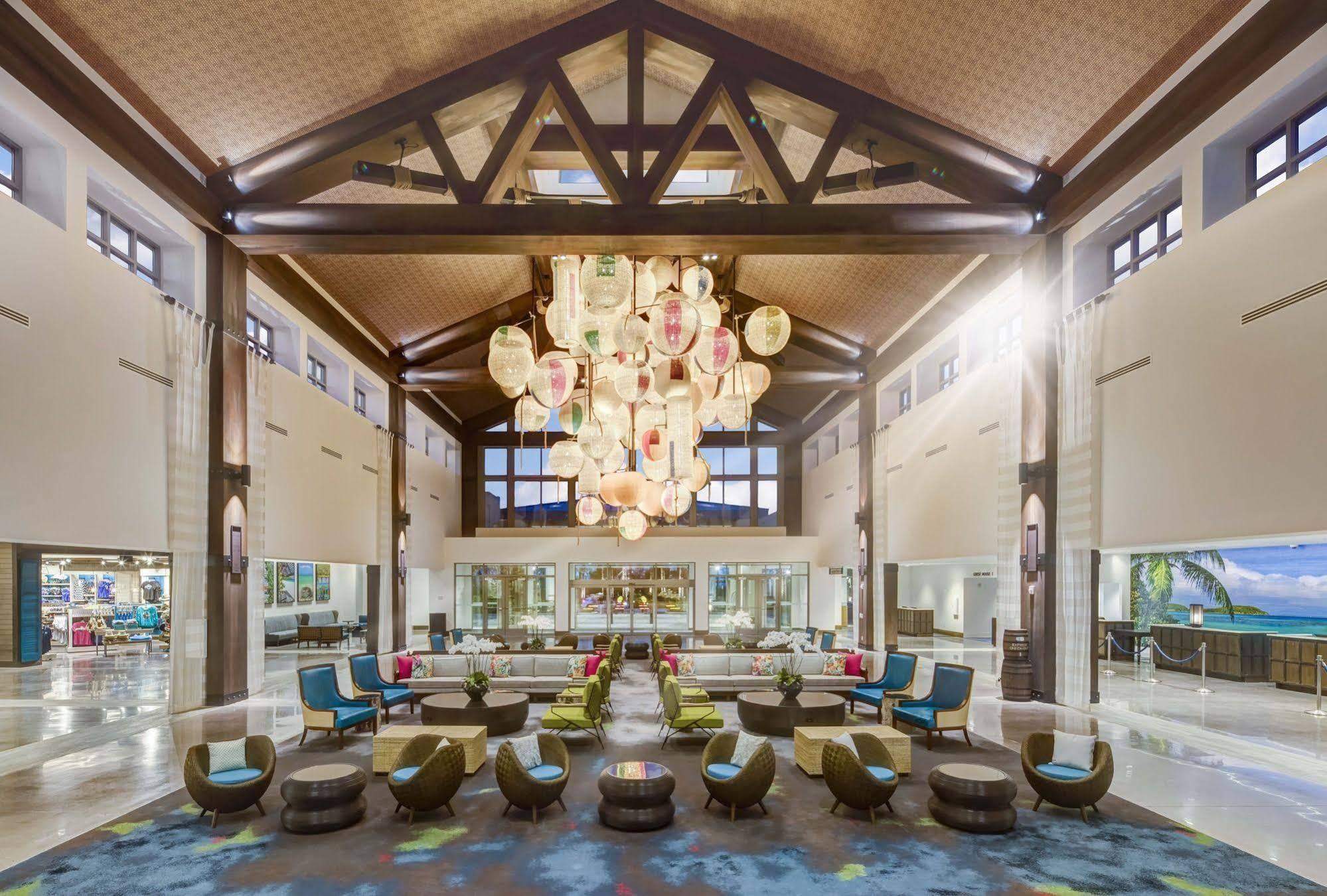 Universal'S Loews Sapphire Falls Resort Orlando Exterior photo